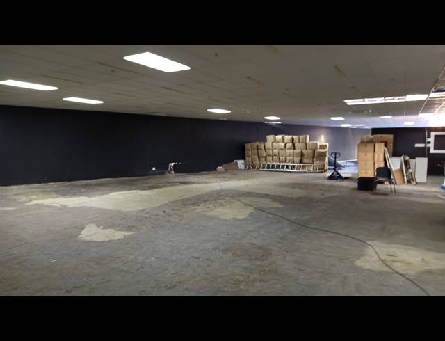 1,700M² WAREHOUSE TO LET IN MAITLAND